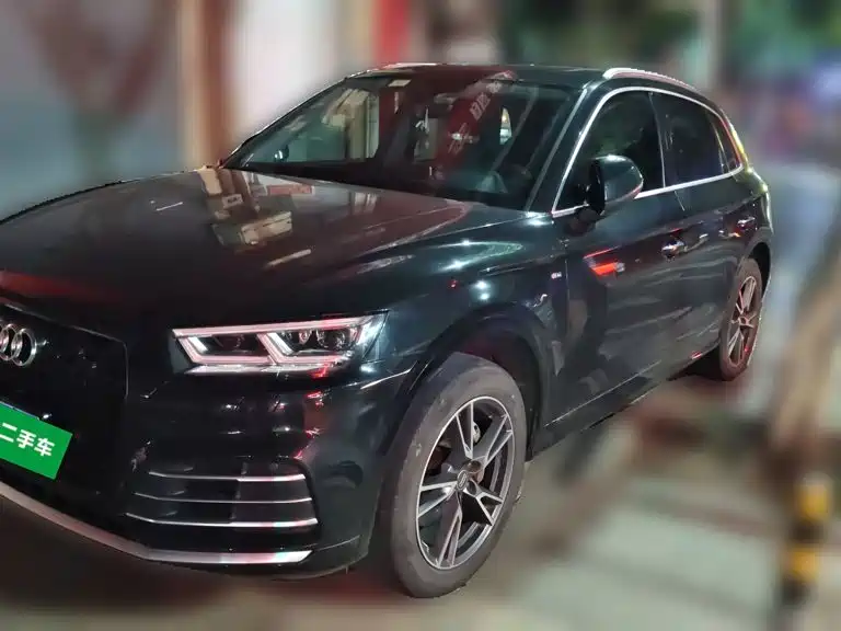 Audi Q5L — миниатюра 2