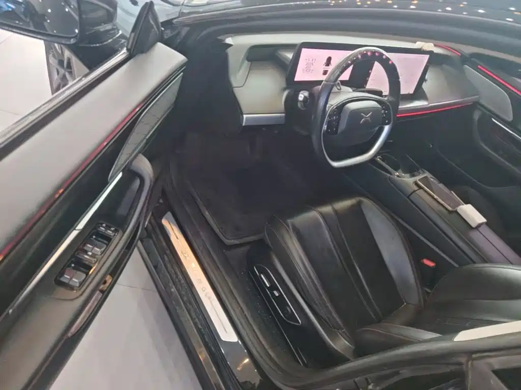 XPeng P7 — миниатюра 16
