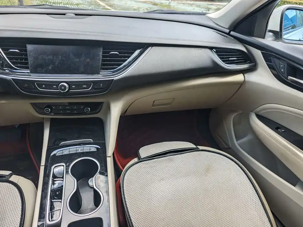 Buick Regal — миниатюра 8