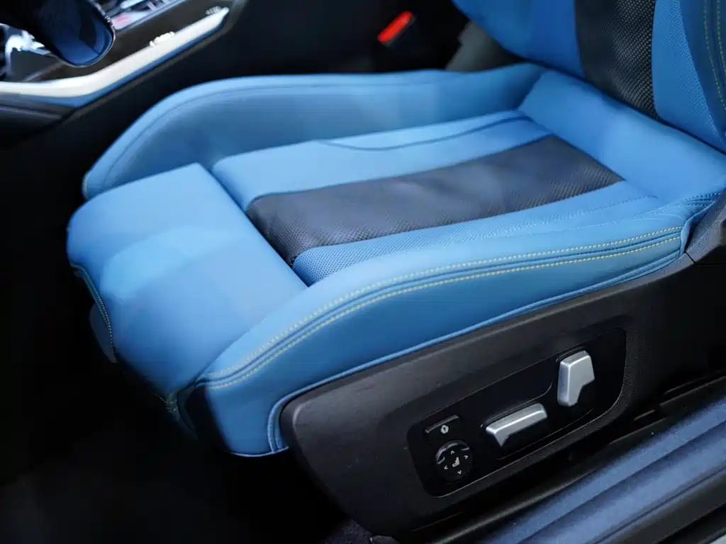 BMW M4 — миниатюра 18