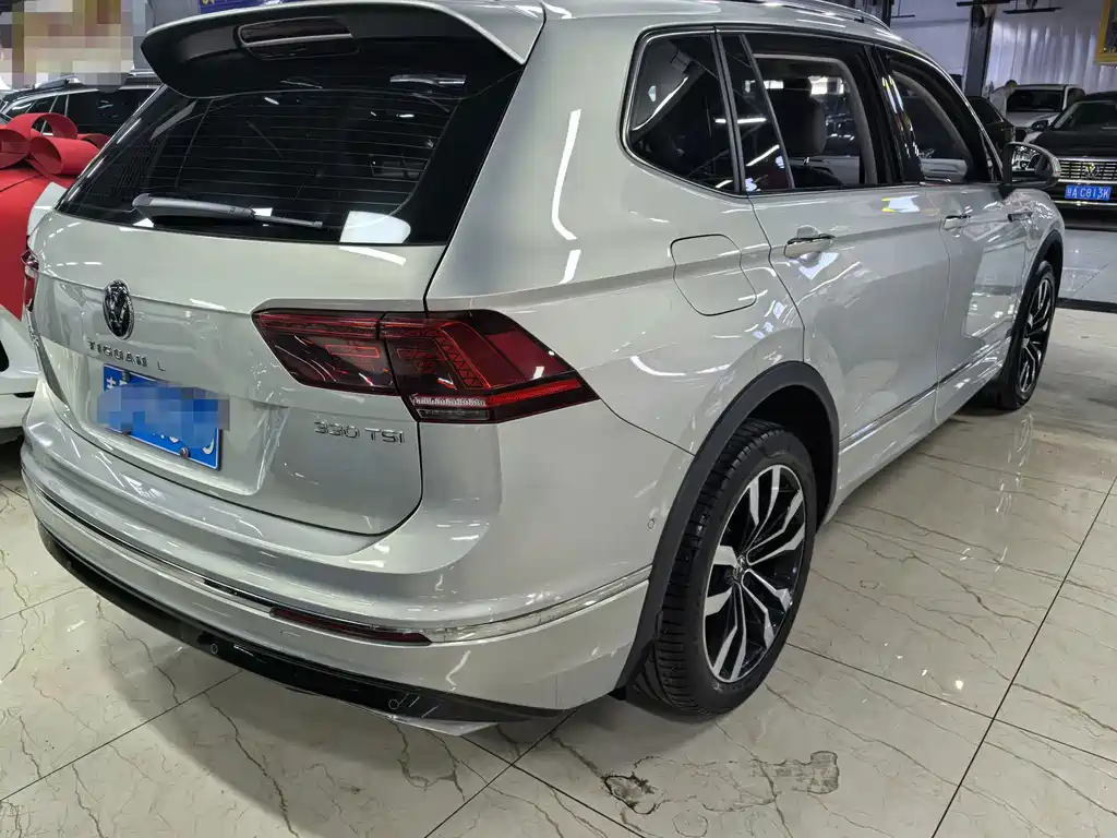 Volkswagen Tiguan L — миниатюра 6
