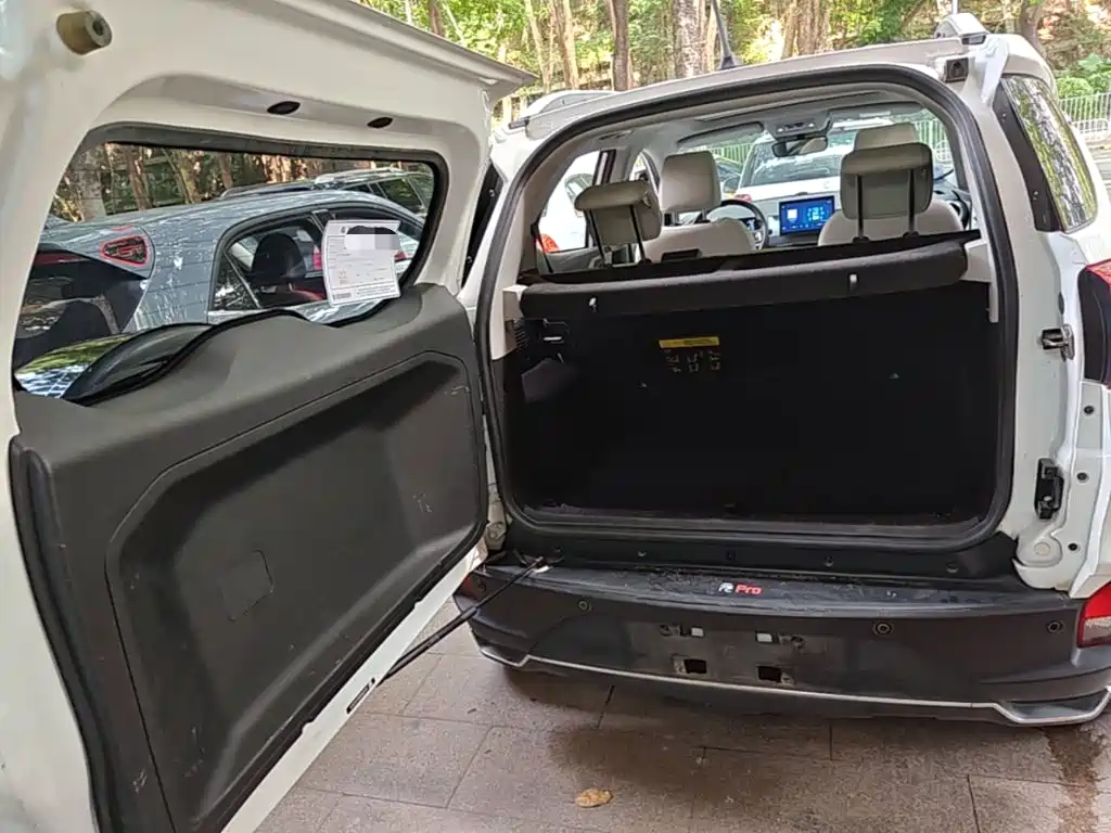 BYD Yuan Pro — миниатюра 19