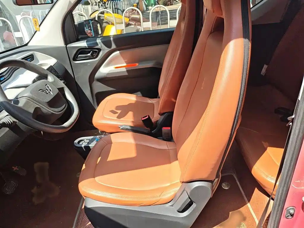 Wuling MINIEV — миниатюра 12