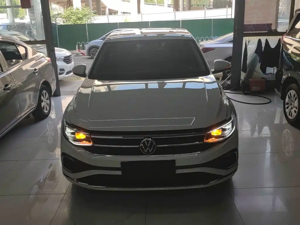 Volkswagen Bora — миниатюра 3