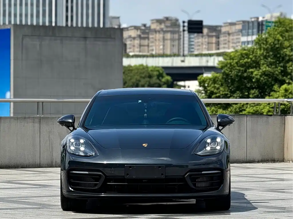 Porsche Panamera — миниатюра 2