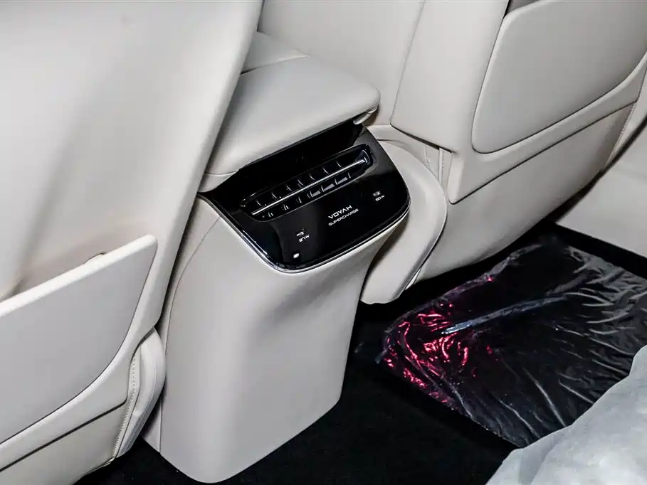 Voyah Passion L L 2026 Ultra