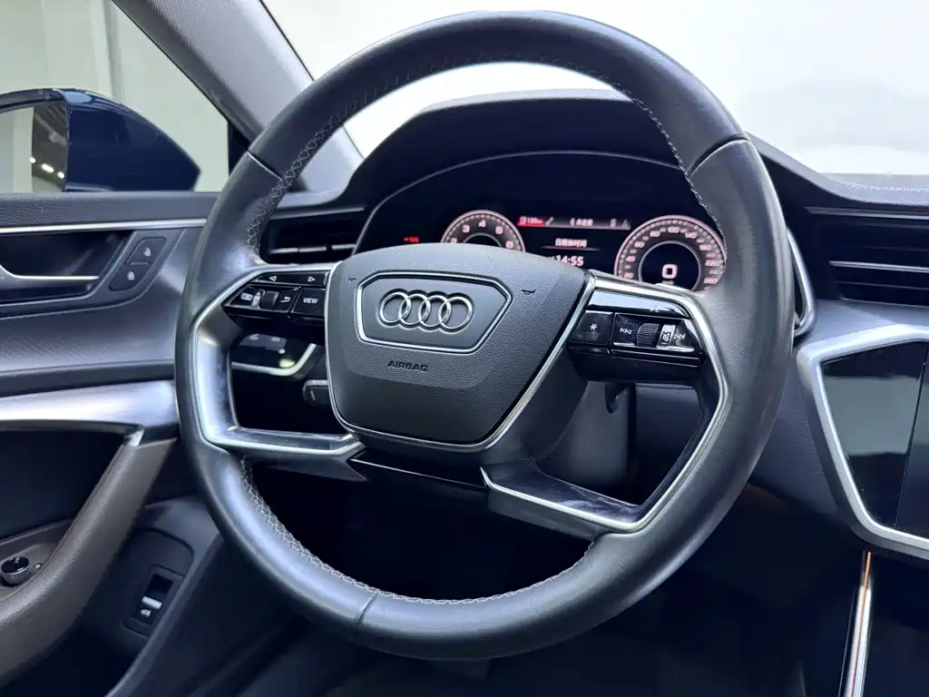 Audi A7L — миниатюра 13