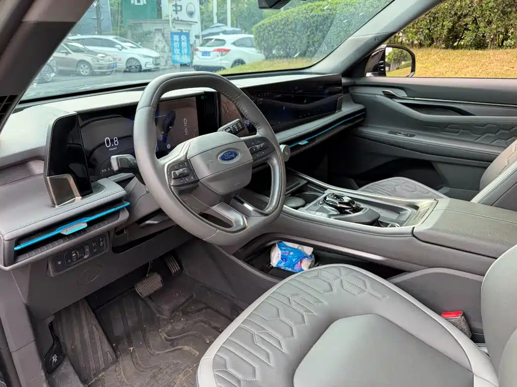 Ford Edge — миниатюра 7