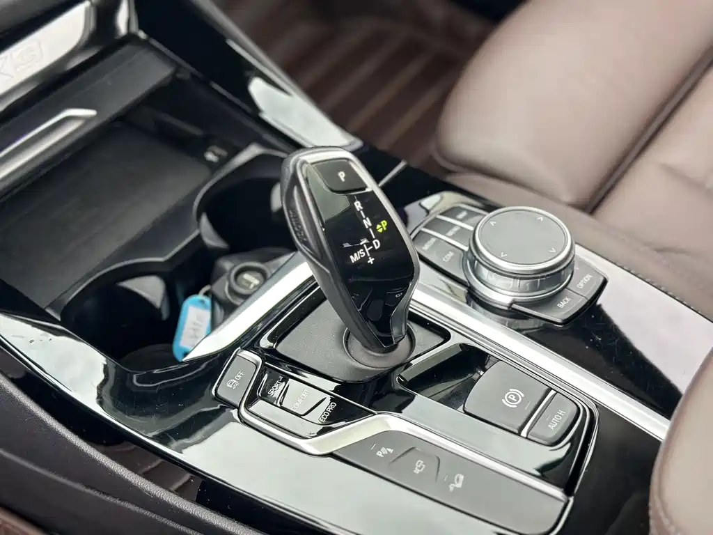 BMW X3 — миниатюра 12