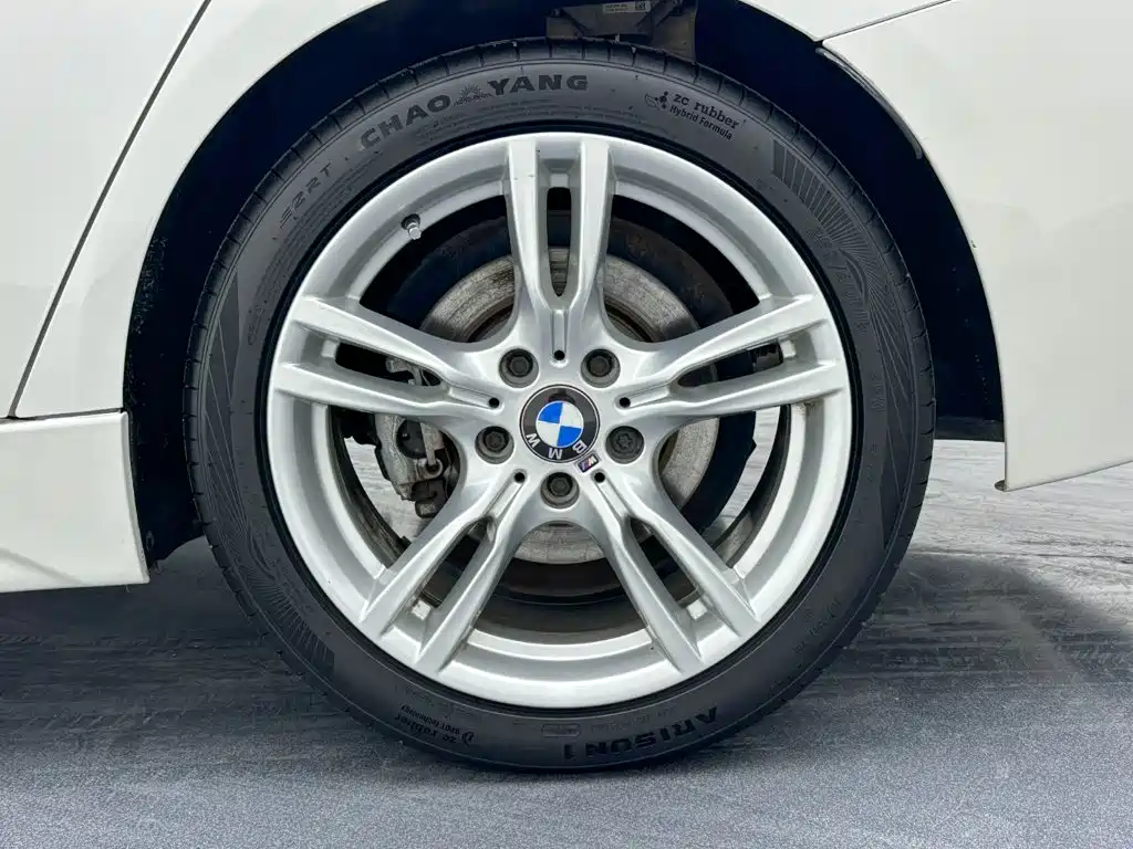 BMW 3 Series — миниатюра 20