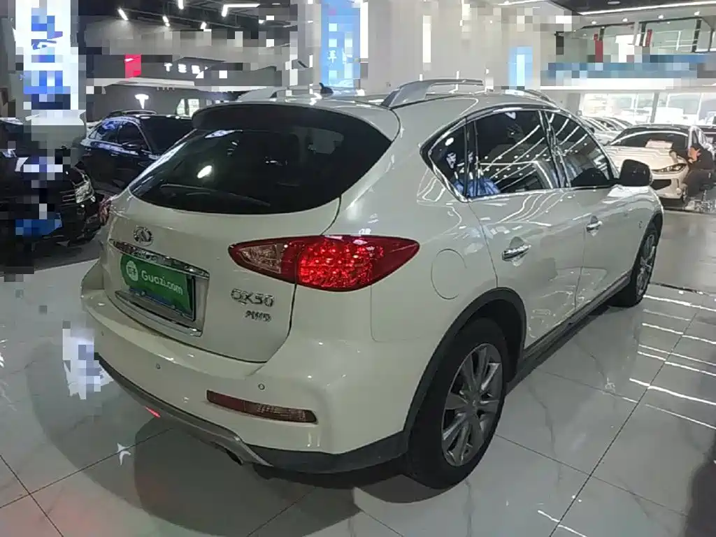 Infiniti QX50 — миниатюра 7