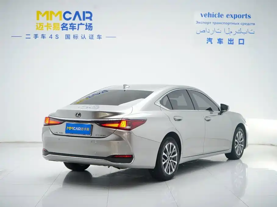 Lexus ES — миниатюра 4