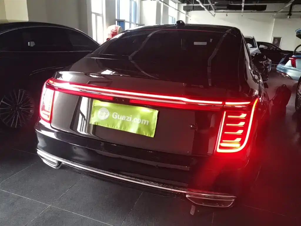 Hongqi H9 2022 2.0T