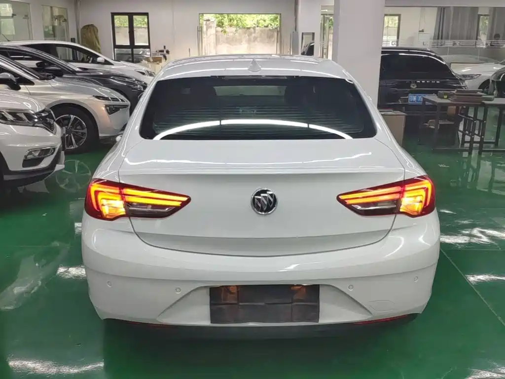 Buick Regal — миниатюра 6