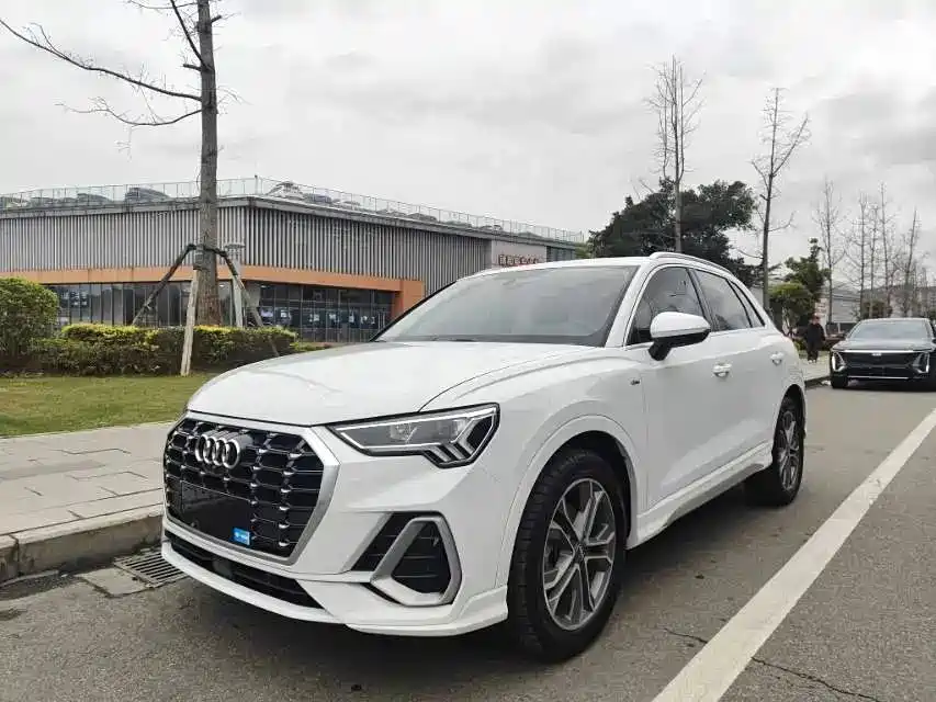 奥迪Q3 2020款 40 TFSI 时尚动感型 2020