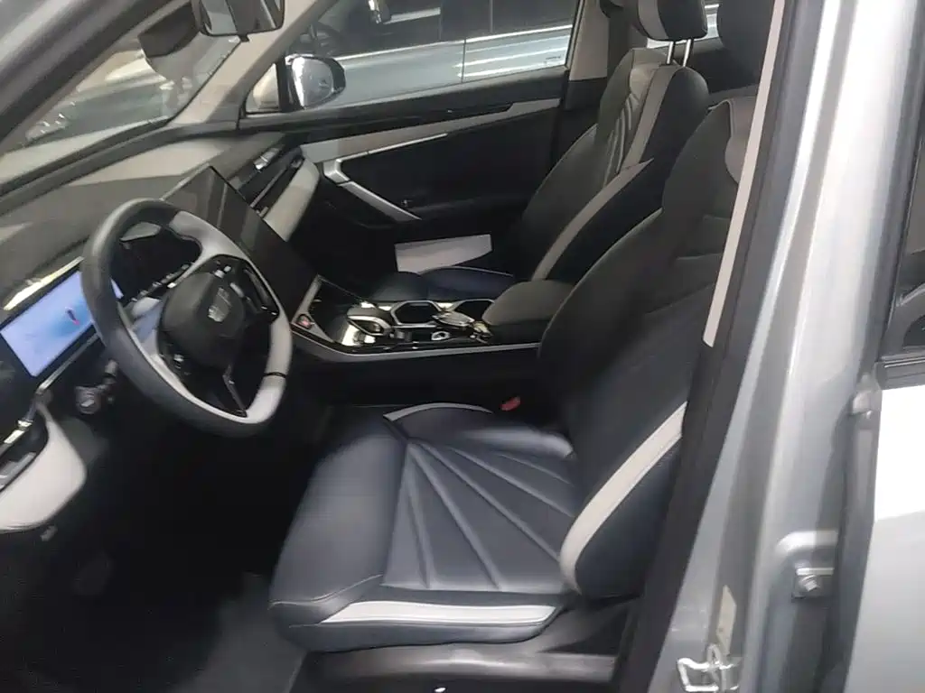 Geely Boyue L — миниатюра 15