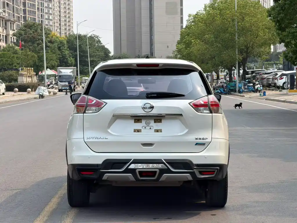 Nissan X-Trail — миниатюра 8