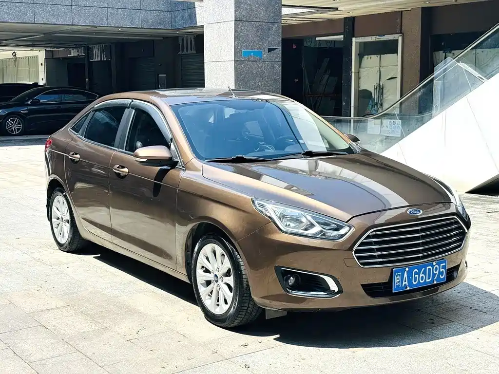 Ford Escort — миниатюра 3