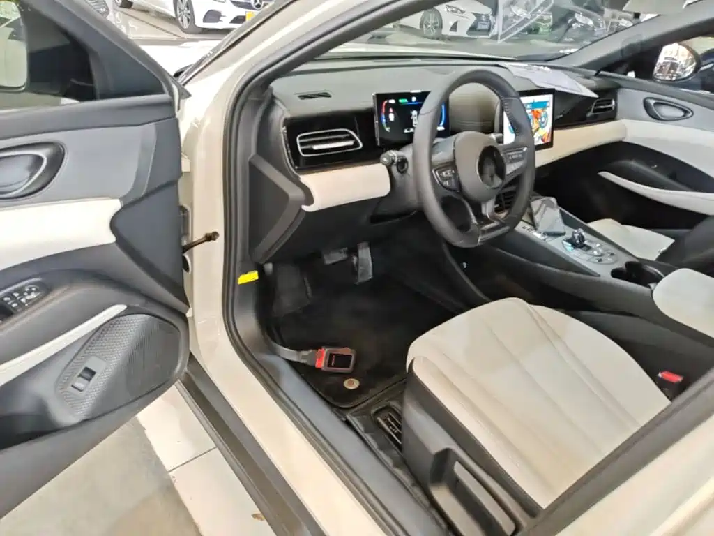 BYD Seal 06 — миниатюра 16