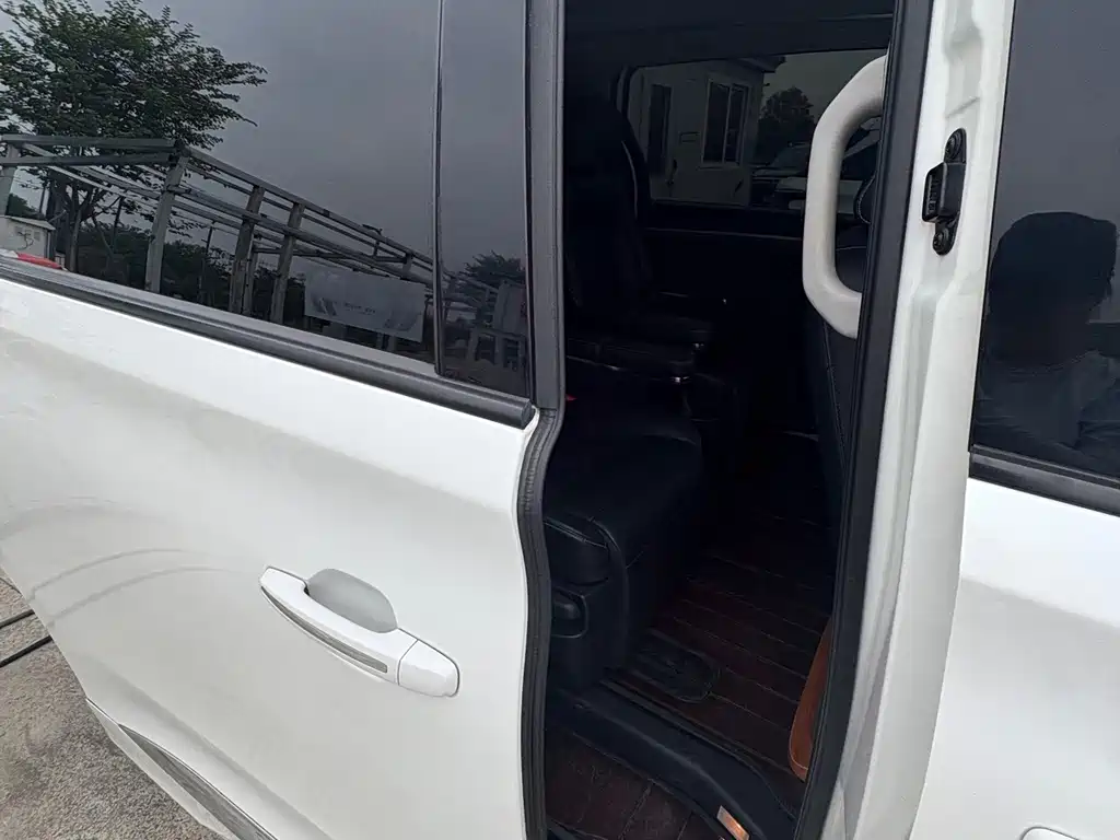 GAC Motor Trumpchi M8 — миниатюра 10