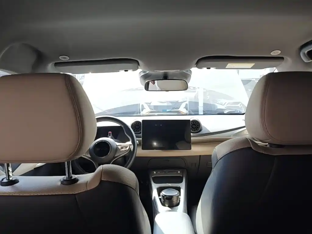 BYD Dolphin — миниатюра 18