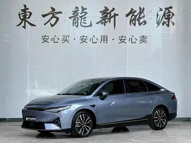 XPeng P5