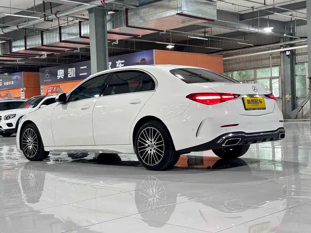 MERCEDES-BENZ C CLASS