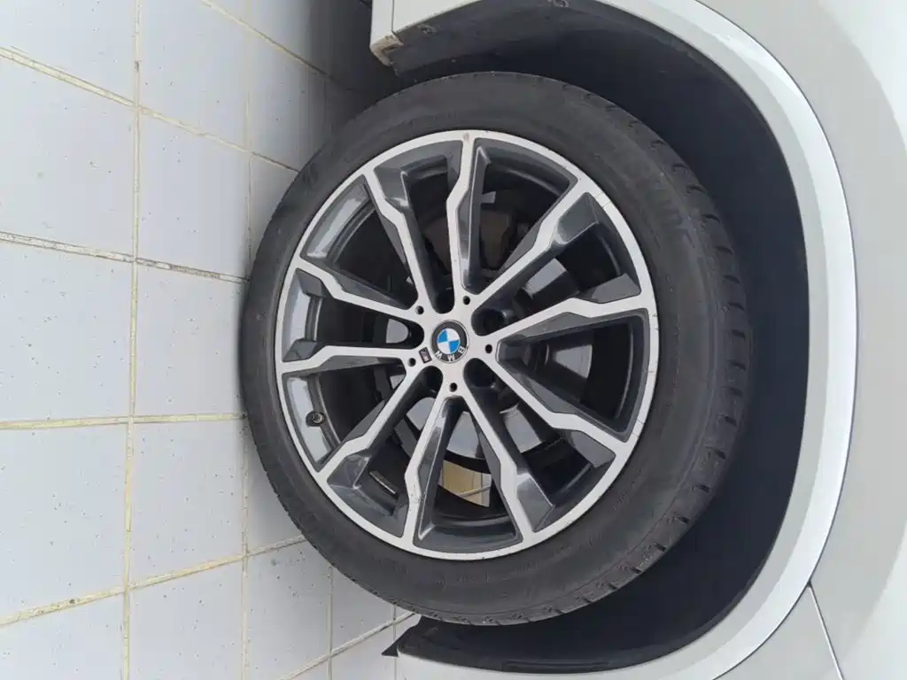 BMW X3 — миниатюра 23
