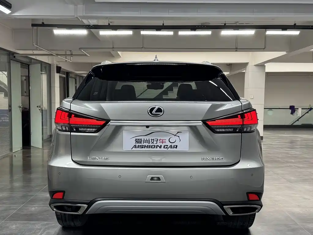 Lexus RX — миниатюра 6