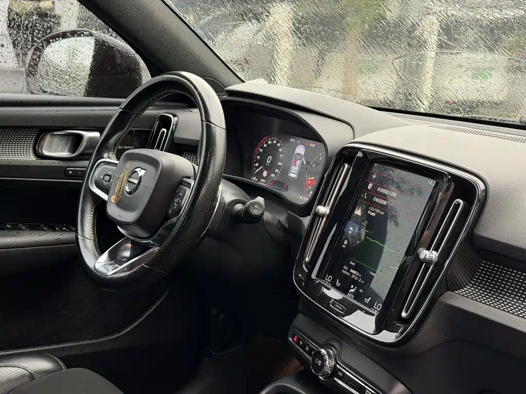 Volvo XC40 — фотографии объявления, Фото 18
