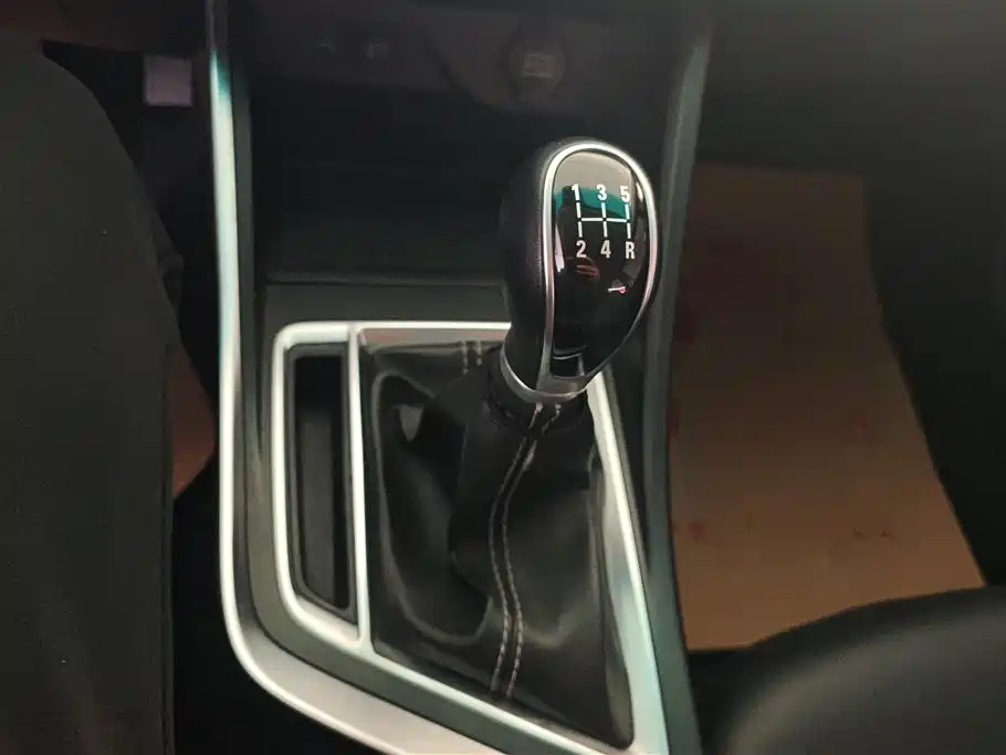 GEELY AUTOMOBILE VISION X3