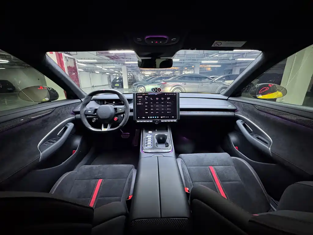 XIAOMI CAR XIAOMI SU7 ULTRA