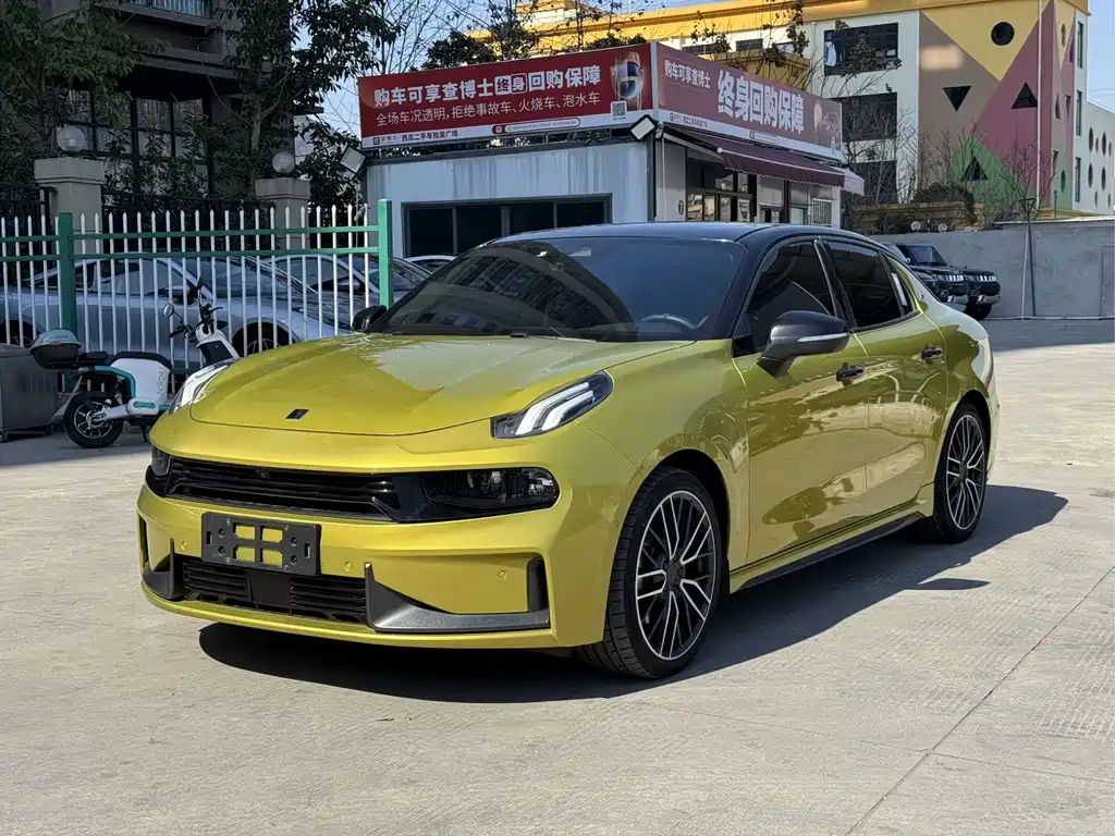 Купить Lynk & Co 03
