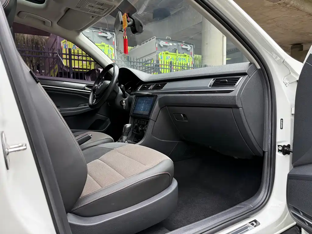 Volkswagen C-Trek — миниатюра 9