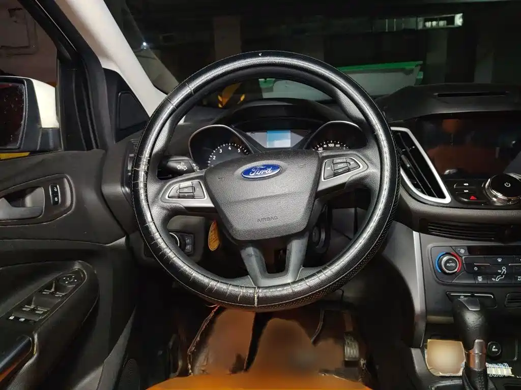 Ford Kuga — миниатюра 3