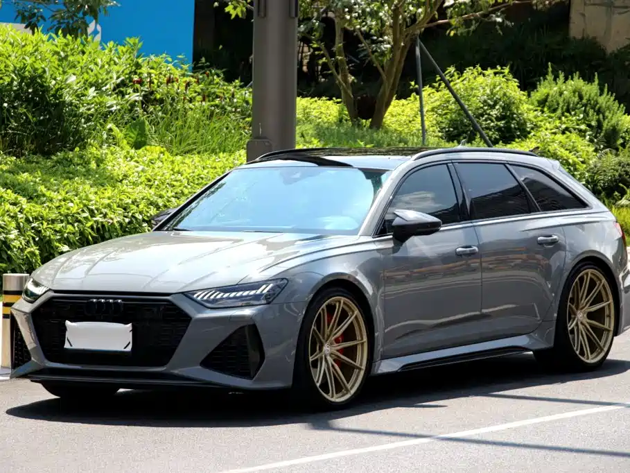 Audi RS 6