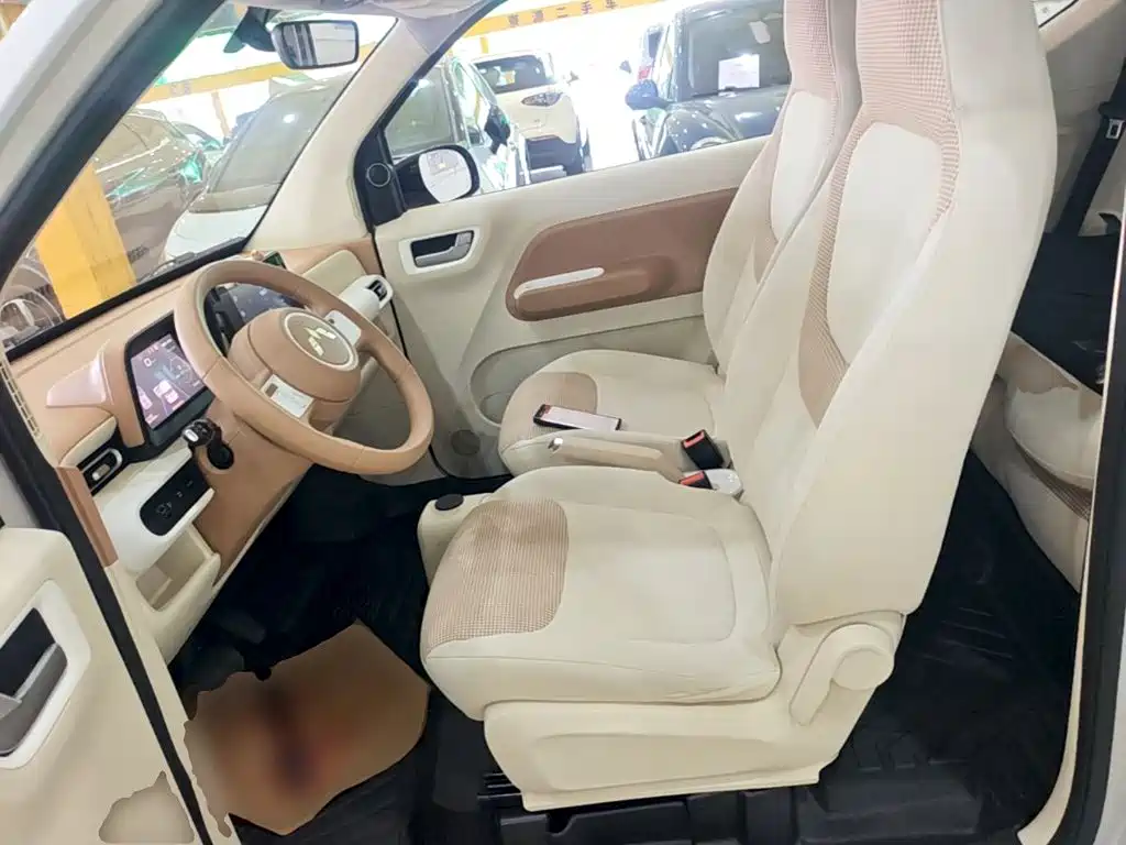 Wuling MINIEV — миниатюра 15