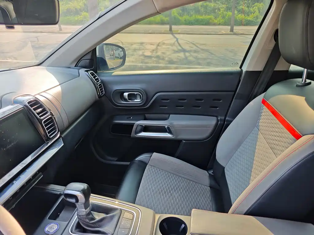 Citroen C5 AIRCROSS — миниатюра 17