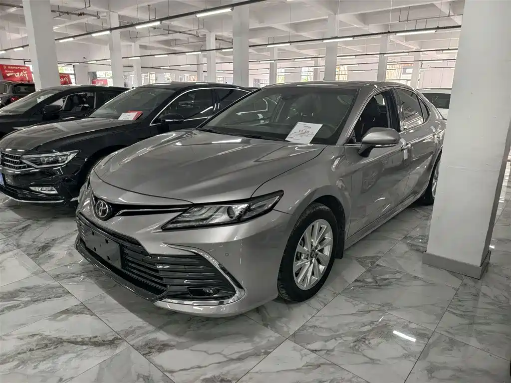 Купить Toyota Camry