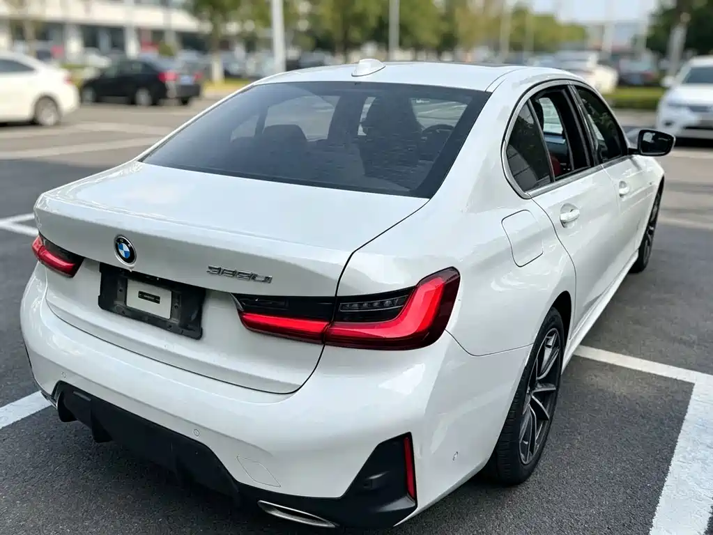 BMW 3 Series — миниатюра 6