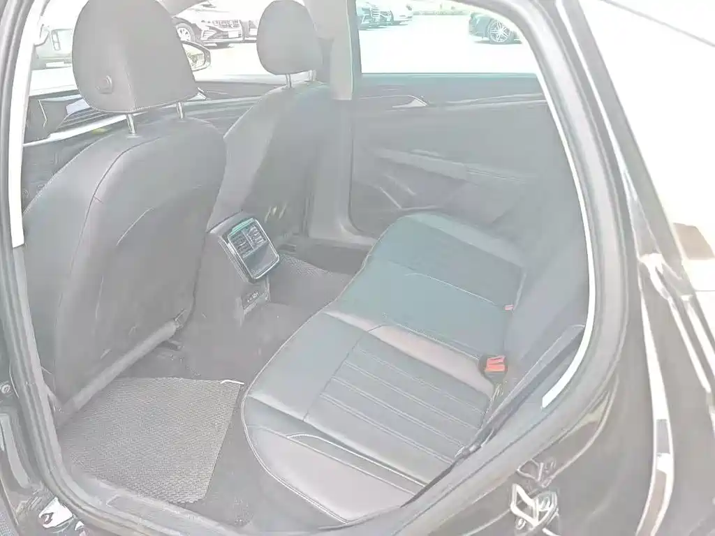 Volkswagen Passat — миниатюра 5