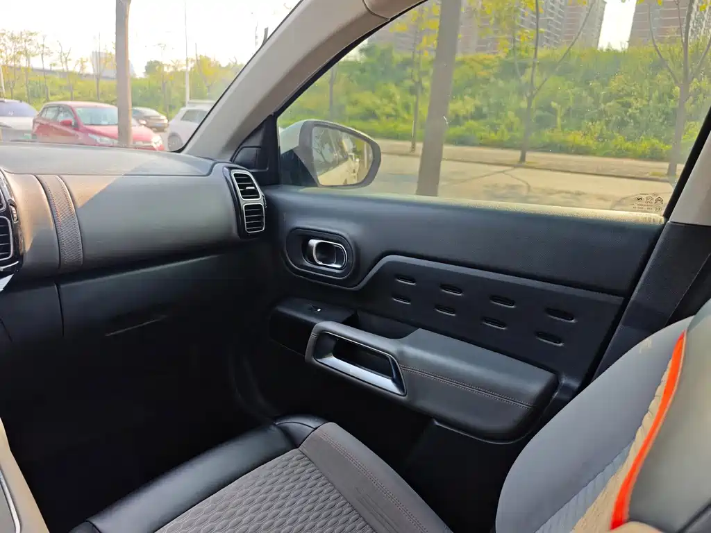 Citroen C5 AIRCROSS — миниатюра 12