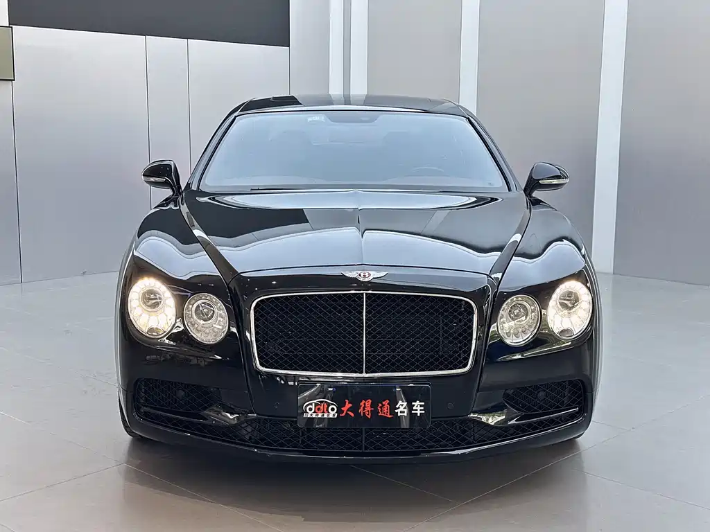 Bentley Flying Spur — миниатюра 2