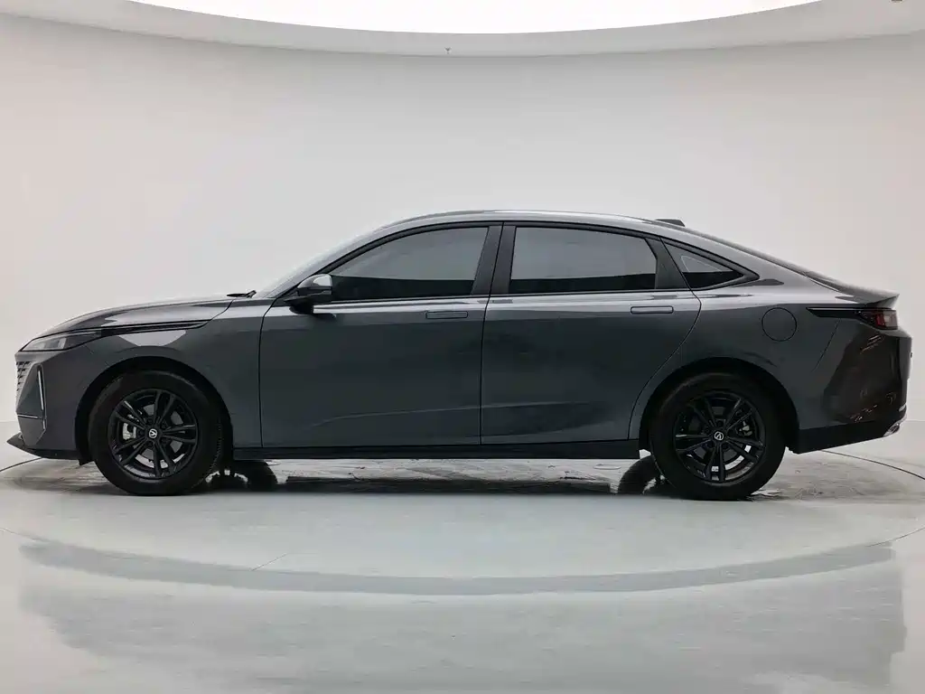 Changan Yida — миниатюра 8