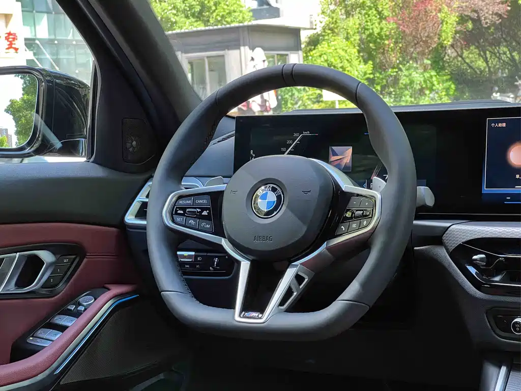 BMW 3 Series — миниатюра 17