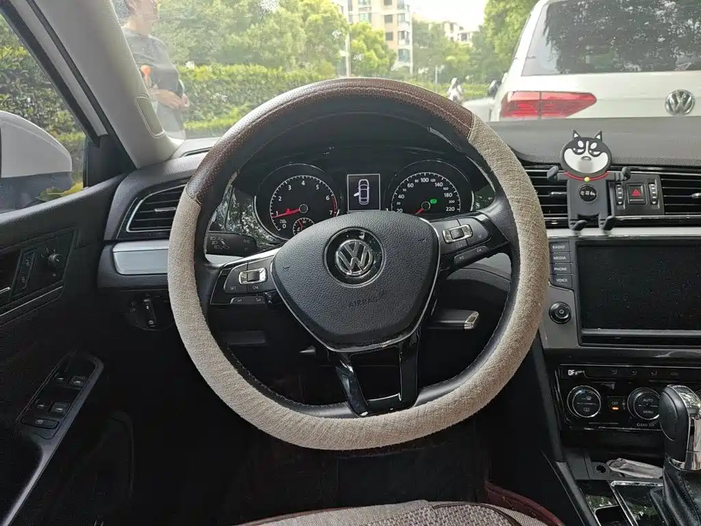 Volkswagen Lamando — миниатюра 3