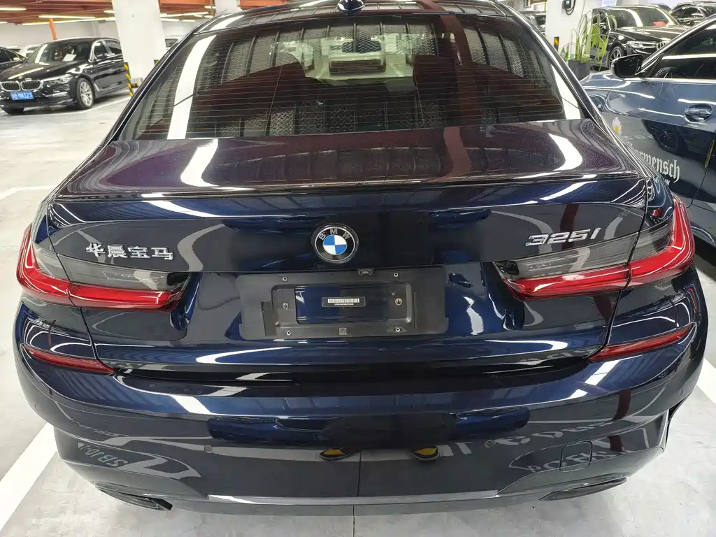 BMW 3 Series — миниатюра 11