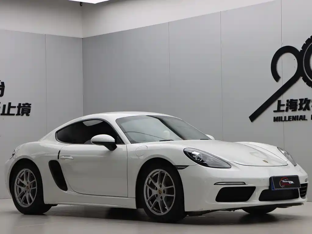 Купить Porsche 718