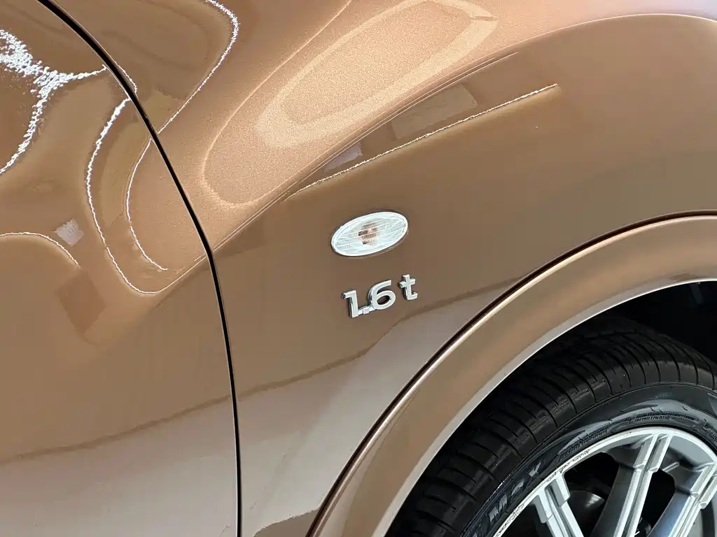 Infiniti ESQ 2014 1.6T