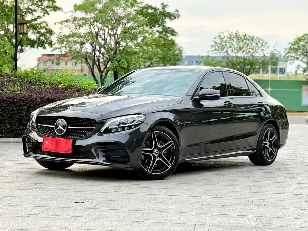 Mercedes-Benz C-Class 2021